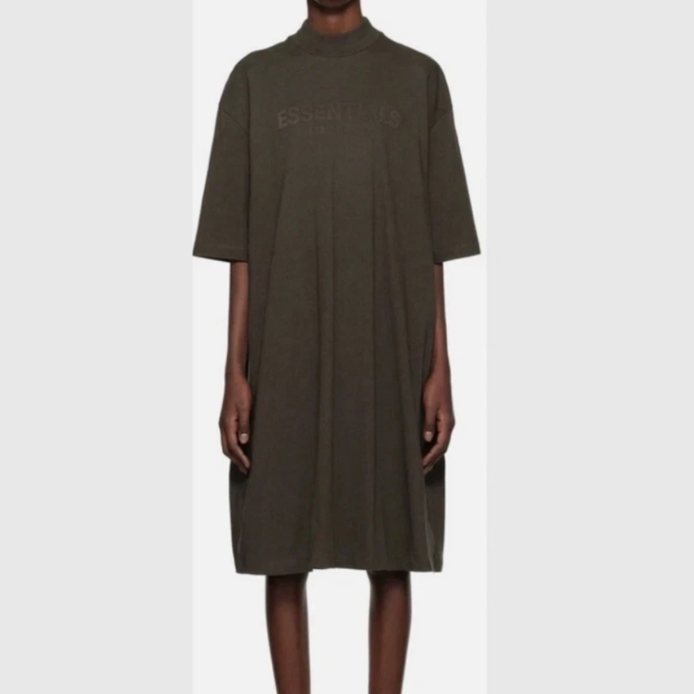 Fear of God ESSENTIALS Women's Short Sleeve Logo Dress Olive Green XXL Cotton